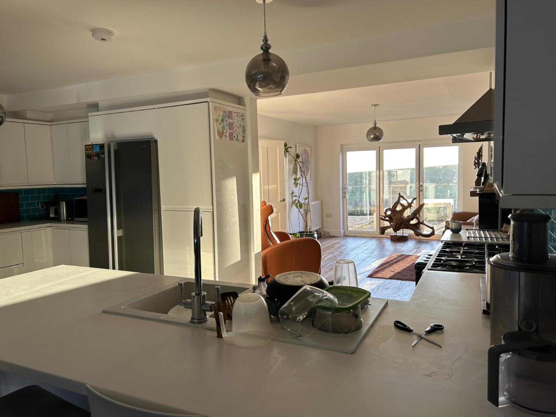 Sanctuary By The Sea With Large Room Including Lounge, Bathroom, Direct Garden Access & Free Parking Brighton ภายนอก รูปภาพ